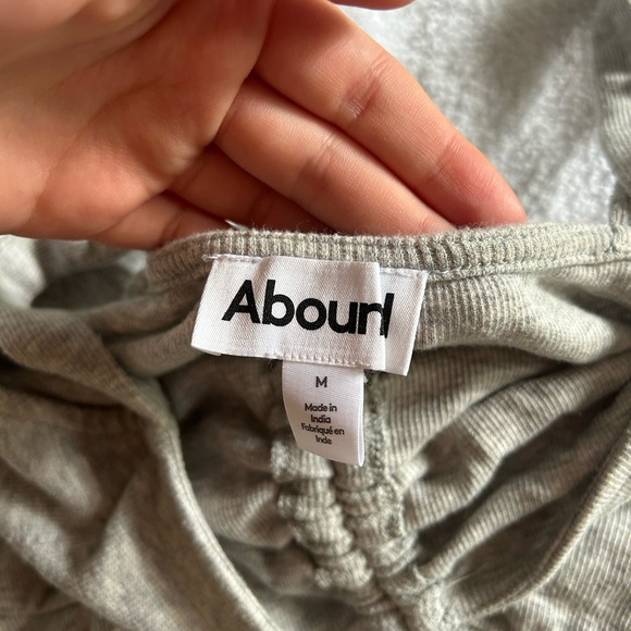 Abound Cropped Ruffle Tank - Picture 3 of 3